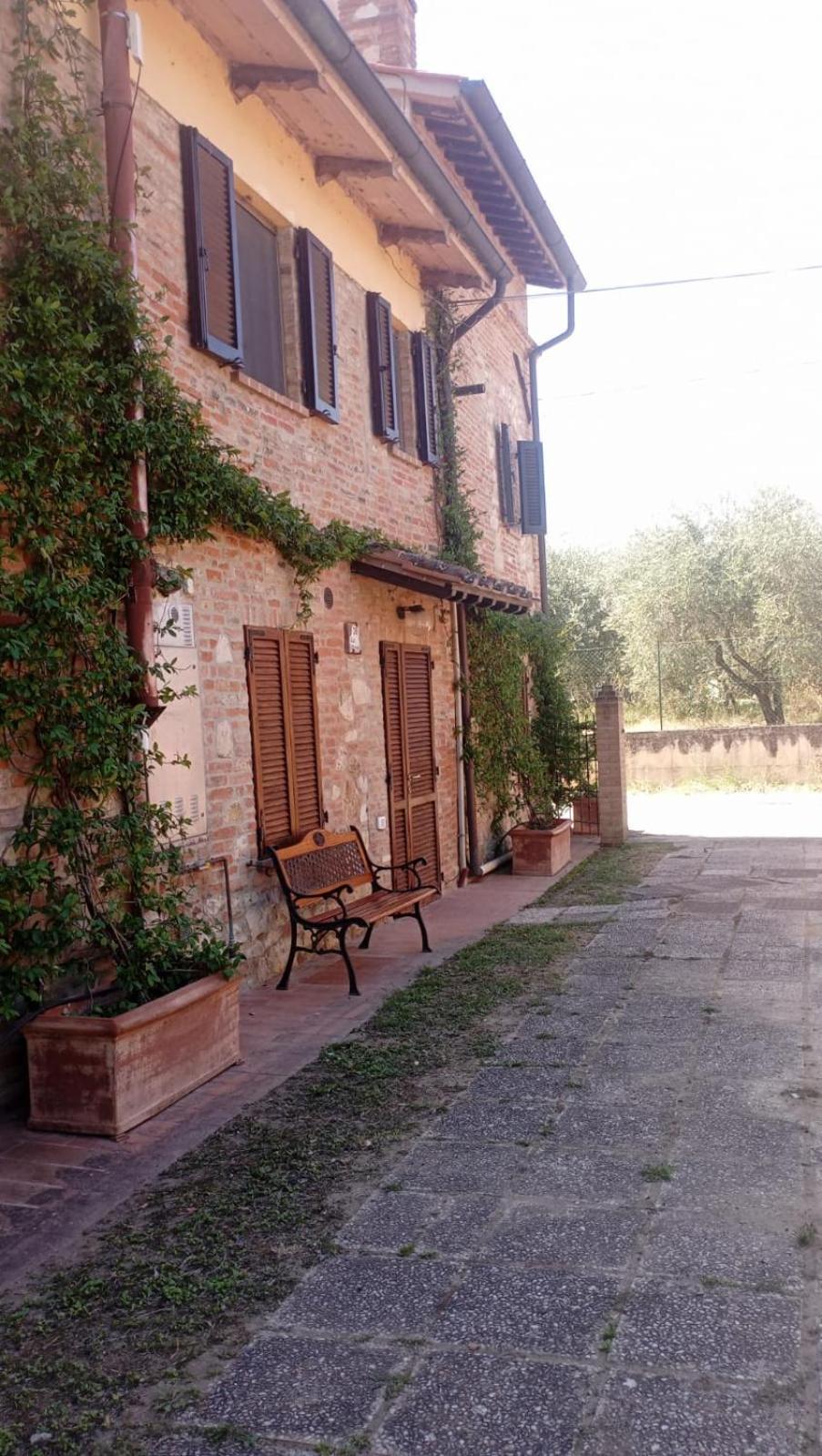Agriturismo La Pergola كاستيغليون ديل لاغو المظهر الخارجي الصورة